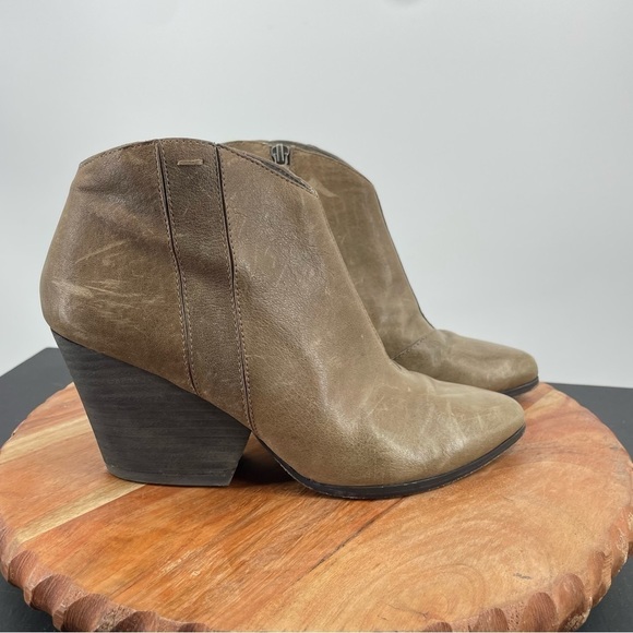 Eileen Fisher Ankle Boot Womens 8 Trail Booties Western Distressed Leather Tan - Picture 1 of 10